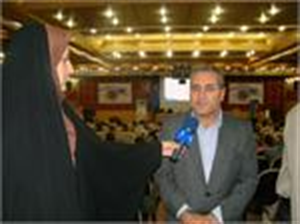 مهندس رادکانی ، معاون گسترش سازمان فناوری اطلاعات: