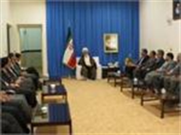دیدار مدیر کل ارتباطات و فناوری اطلاعات استان  ایلام,مدیران و کارکنان شرکت های تابع وزارتخانه با نماینده محترم ولی فقیه و امام جمعه ایلام