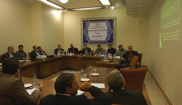 برگزاری کارگاه آموزشی رؤسای ادارات پست شهرستانهای خراسان رضوی در نشست مشهد مقدس